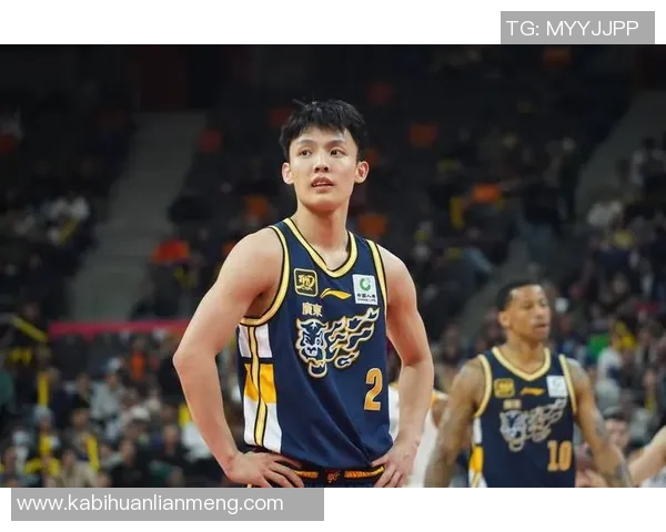 CBA精彩对决广东队与上海队比赛录像全程回放及精彩瞬间分析