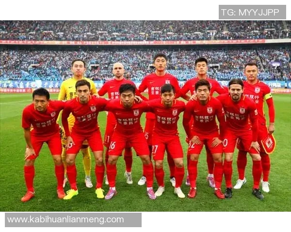 上港主场迎战恒大激情对决2018年11月3日足球盛宴再掀高潮