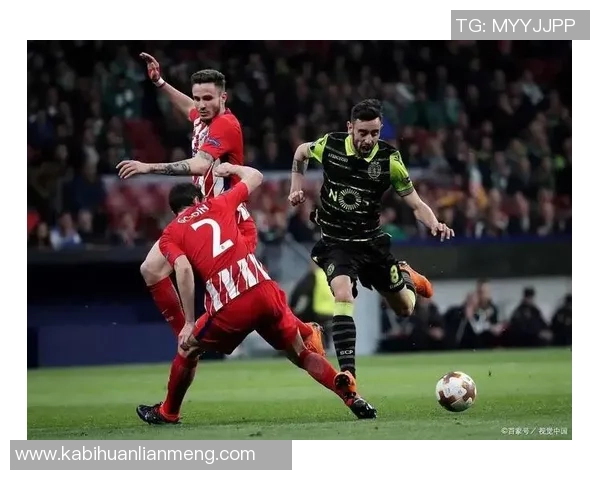 前进鹰与瓦尔韦克的激烈对决揭示足球战术与团队精神的完美结合 前进鹰与瓦尔韦克的激烈对决揭示足球战术与团队精神的完美结合