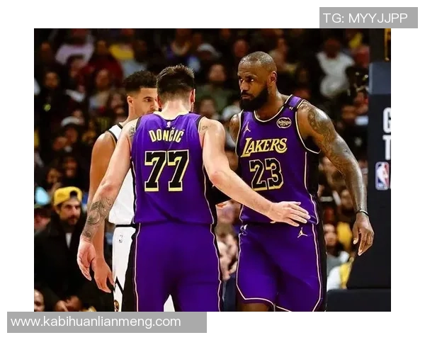 快船与湖人激情对决直播全程回顾与精彩瞬间分析 快船与湖人激情对决直播全程回顾与精彩瞬间分析